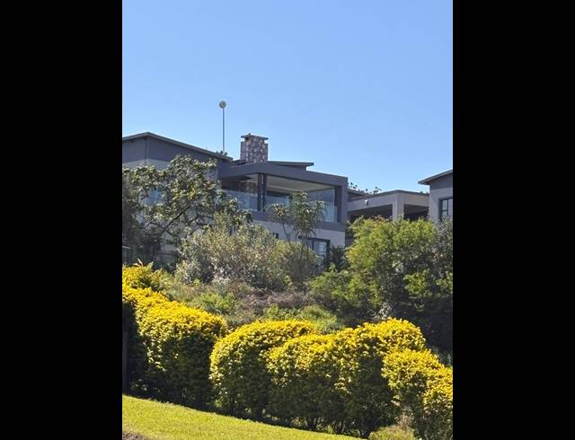 4 BEDROOM HOUSE FOR SALE IN PALM LAKES ESTATE